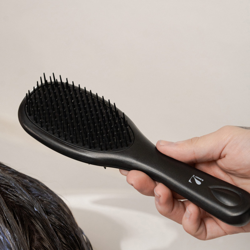Brosse massante 2-en-1 Noire