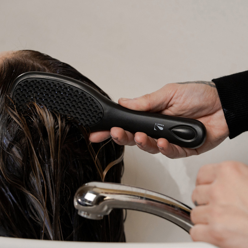 Brosse massante 2-en-1 Noire