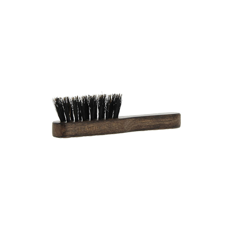 Set moustache - ciseaux - peigne - brosse