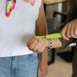 Brosse démêlante Fingerbrush Green Pistachio - Care Iconic Boar&Nylon